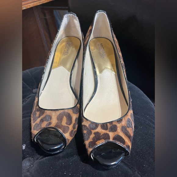 Animal Print Heels - Picture 1 of 7